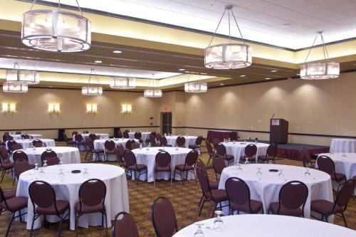 Hotel Embassy Suites Columbus - Airport