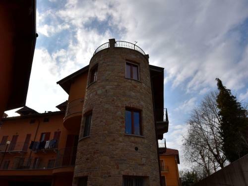 Spacious Apartment In Belvedere Langhe With Terrace