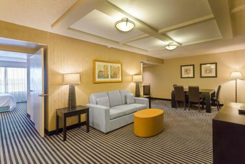 Hotel Embassy Suites Piscataway - Somerset