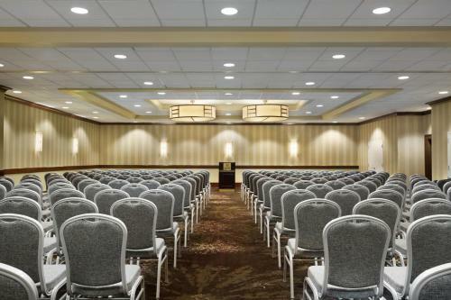 Hotel Embassy Suites Piscataway - Somerset