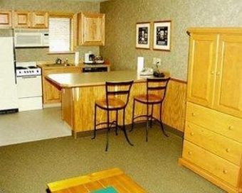 Hotel Poulsbo Inn & Suites