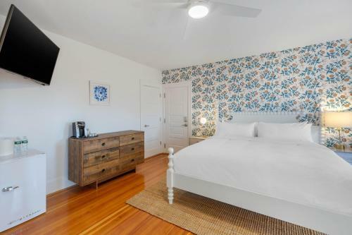 Ocean Rose Motel - Narragansett