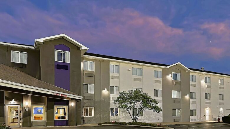 Hotel Baymont Inn And Suites - Oxford