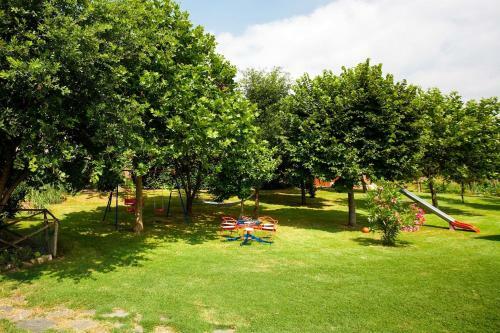 Anatraia Apartment Sleeps 6 Pool Air Con Wifi