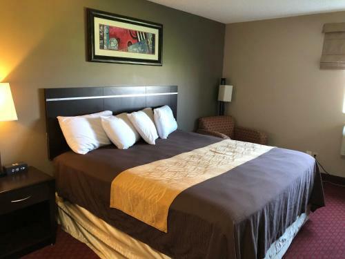 Hotel Red Carpet Inn - Omaha