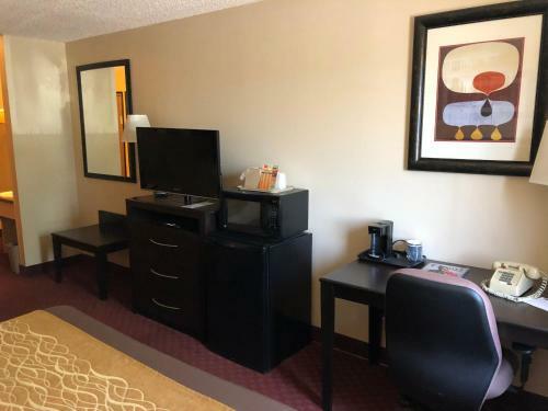 Hotel Red Carpet Inn - Omaha