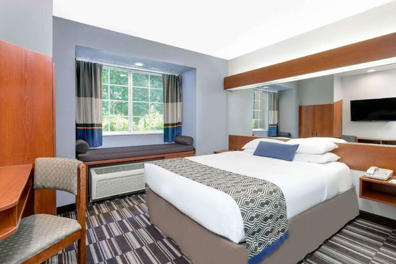 Hotel Microtel Inn & Suites By Wyndham Bremen