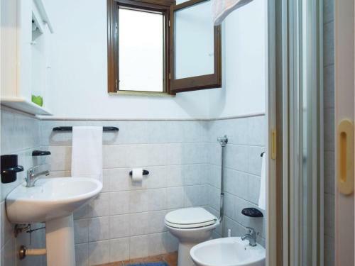 Four-bedroom Holiday Home In Custonaci