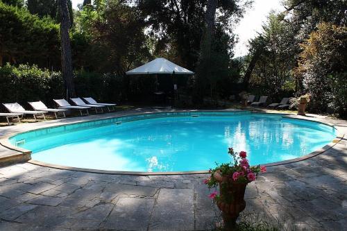 Dolciano Villa Sleeps 4 Pool Wifi