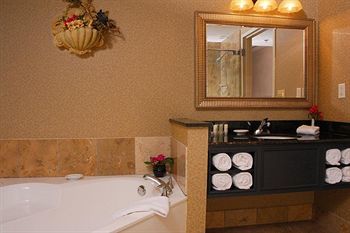 Hotel Chateau Elan Winery & Resort