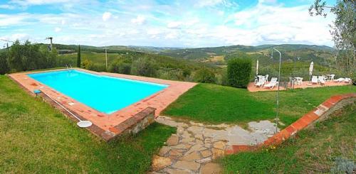 Piazza Al Serchio Villa Sleeps 2 Pool Wifi