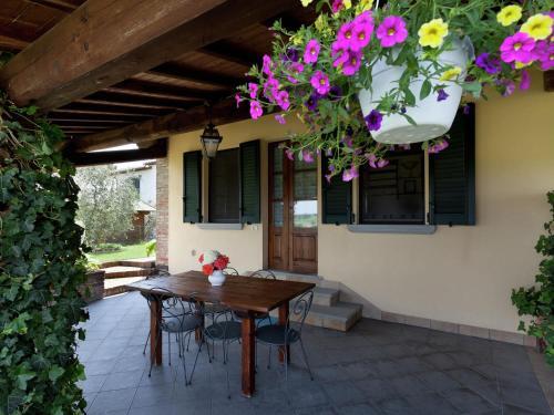 Tranquil Home In Foiano Della Chiana With Terrace