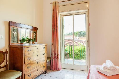 Villa Ginevra With Sea Views
