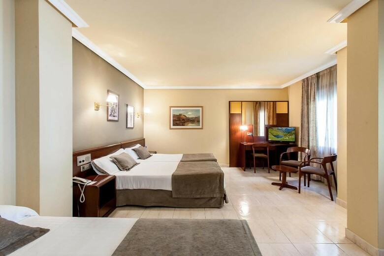 Hotel Yomo Imperial