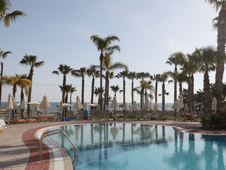 Anastasia Hotel(.)