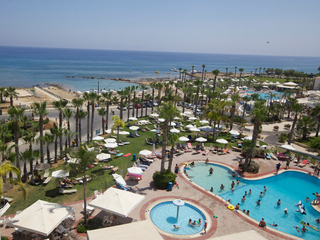 Anastasia Hotel(.)