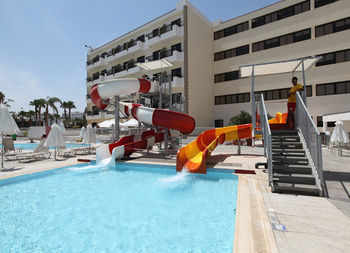 Anastasia Hotel(.)