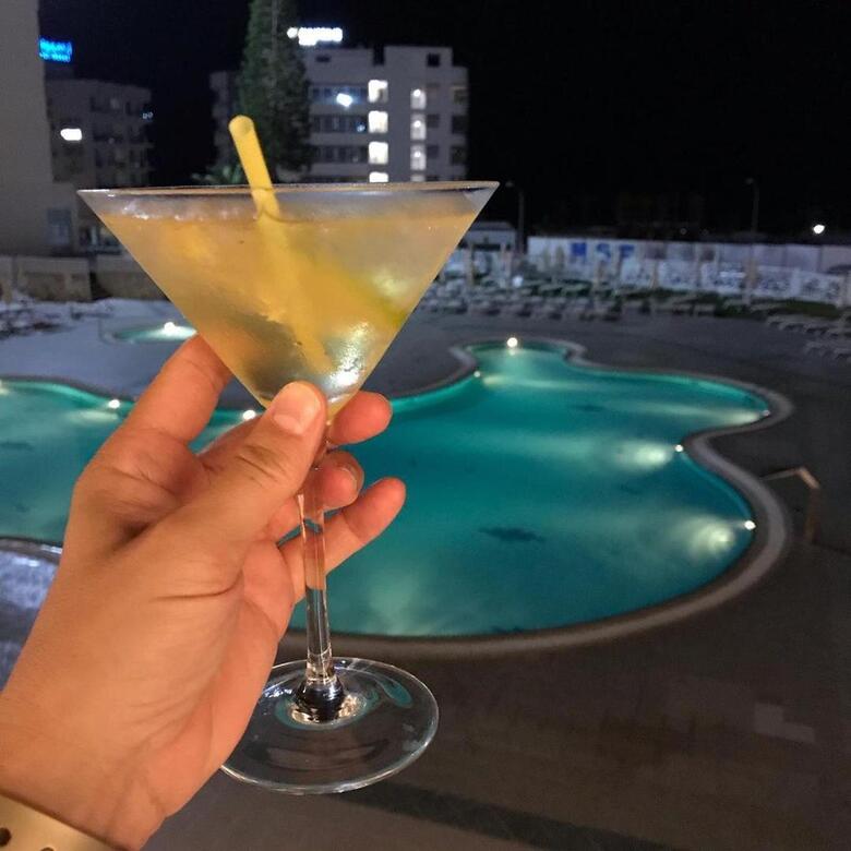 Hotel Odessa(.)