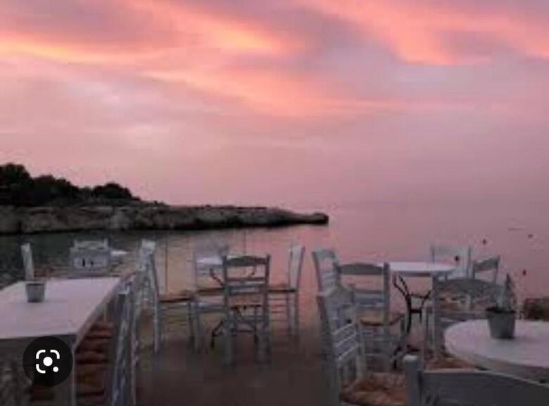 Hotel Odessa(.)