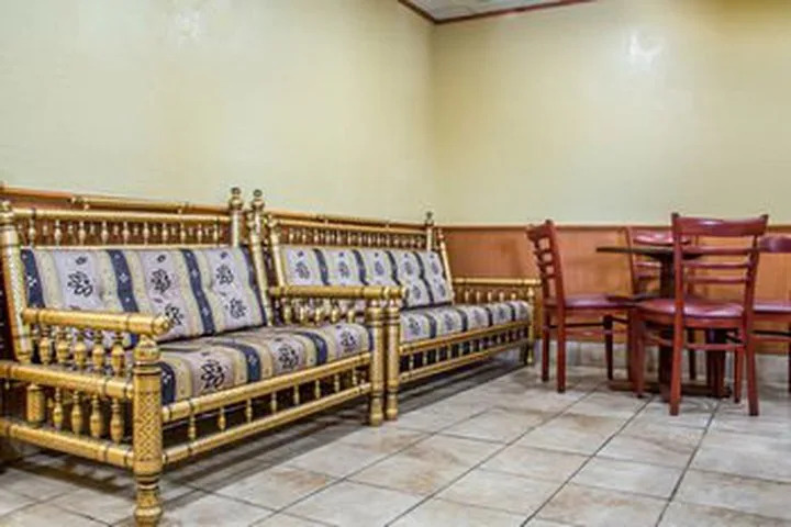 Hotel Ramada By Wyndham Rome - Verona