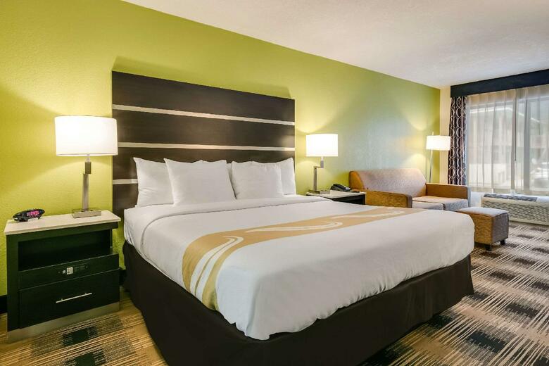 Hotel Quality Inn & Suites Mount Chalet