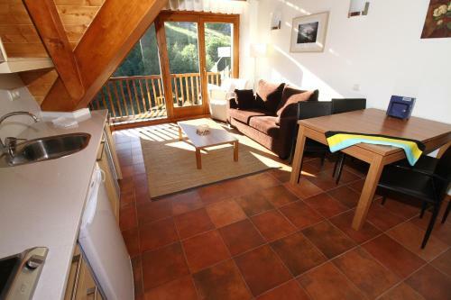 Apartamentos Sn� Mont Romies Unhola