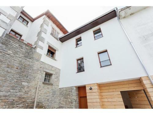 Cozy Holiday Home In Ibero With Patio