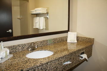 Hotel Holiday Inn Express & Suites Bridgeport