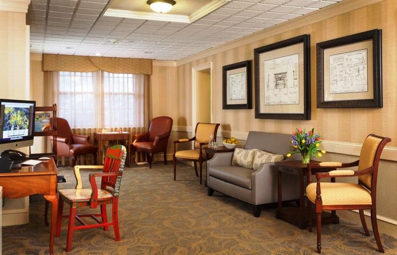 Chestnut Hill Hotel