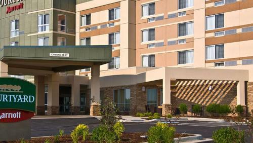 Hotel Courtyard By Marriott San Marcos