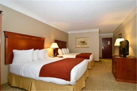 Hotel Best Western Plus Madisonville Inn