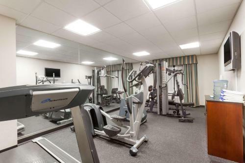 Hotel Best Western Plus Madisonville Inn