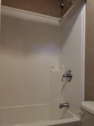 Hotel 2 Bedroom Cottage On Cherry Beach