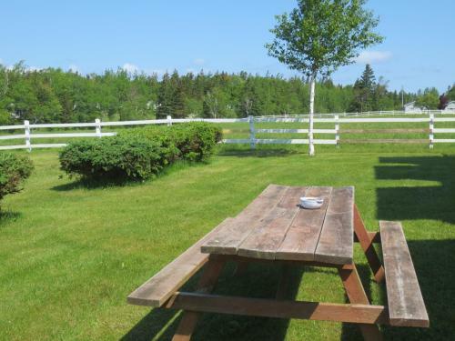 Brackley Beach Hostel