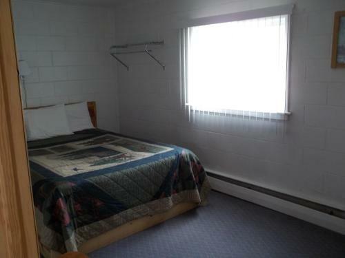 Motel Budget Host Elk Antler Inn