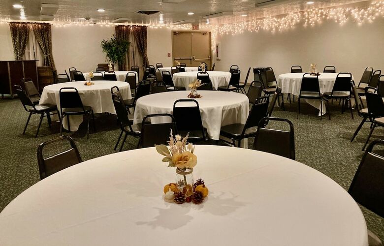 Hotel Bicentennial Inn