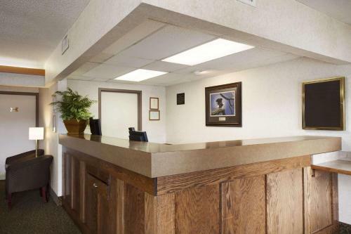 Motel Days Inn Farmville