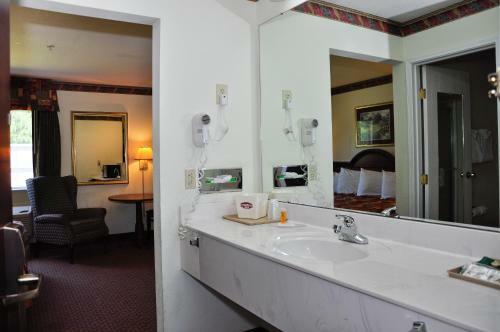 Hotel Country Hearth Inn