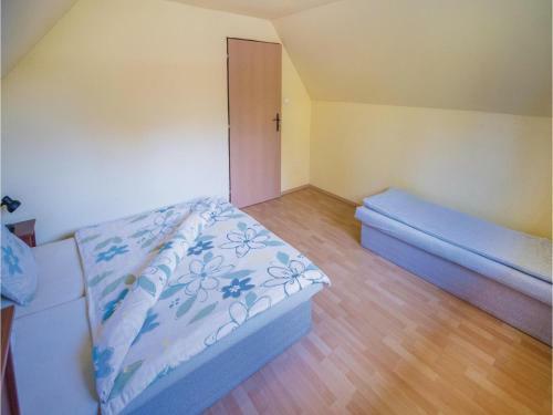 Two-bedroom Holiday Home In Liptovsky Trnovec