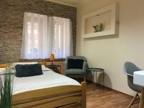 Hostal Penzi�n Hradby