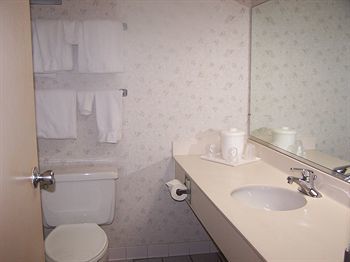 Hotel Sanctuary Inn And Conference Center