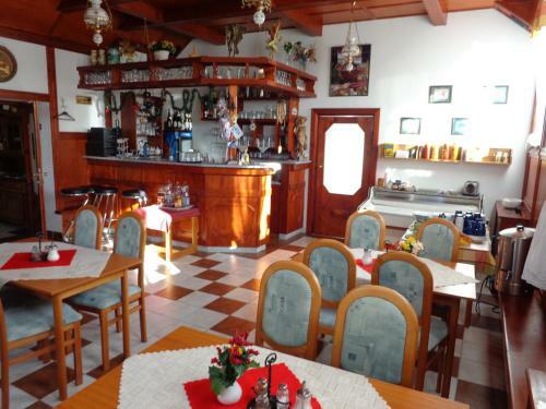 Hostal Penzion Altendorf