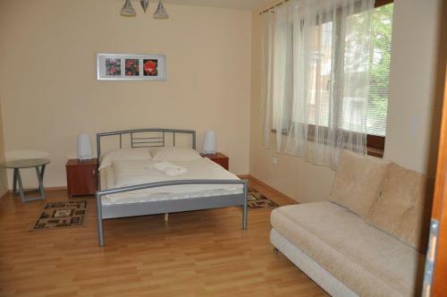 Aparthotel Fatrapark 2 Apartments House