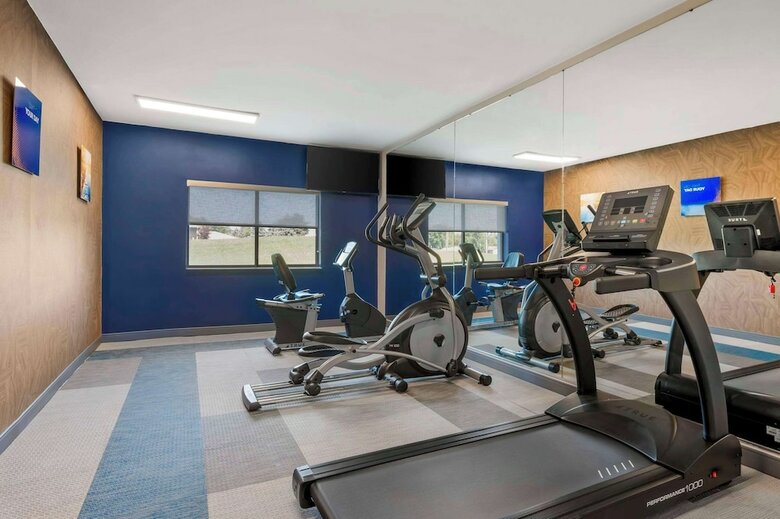 Hotel Holiday Inn Express Kendallville