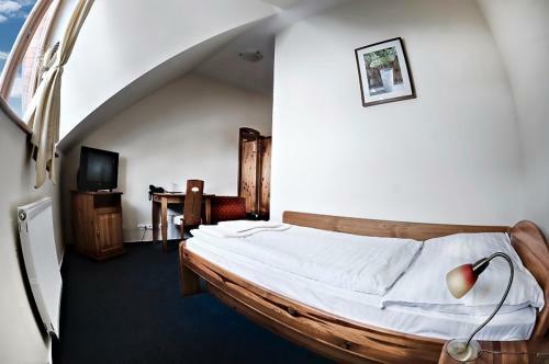Hotel Penzion Saris Park