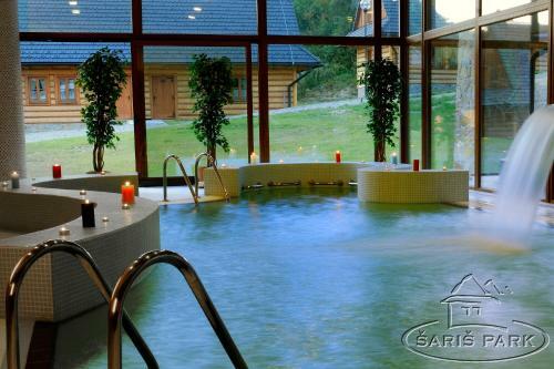 Hotel Penzion Saris Park