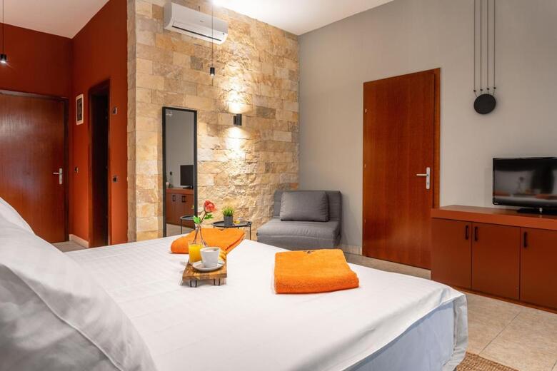 Hotel Podstine