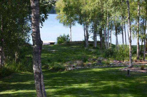 Alaska's Lake Lucille Bed & Breakfast