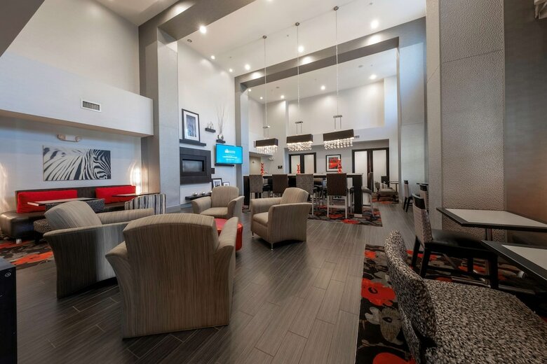 Hotel Hampton Inn & Suites Dupont