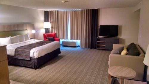 Hotel Country Inn & Suites Chippewa Falls